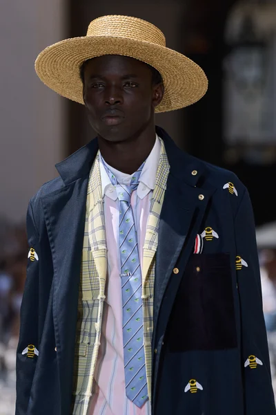 Look 146